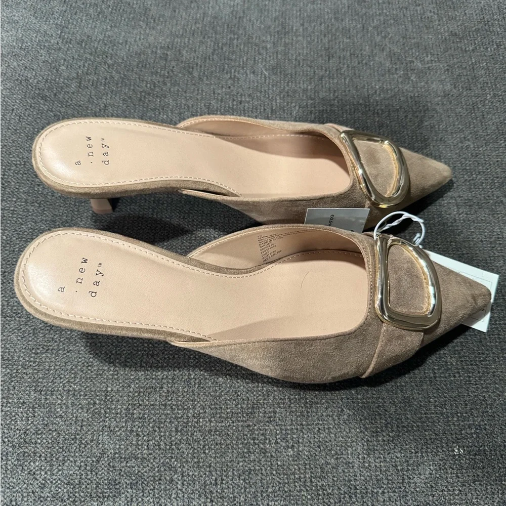 A NEW DAY Women's Larissa Pointed Toe tan Mule heels size various - Picture 2 of 6
